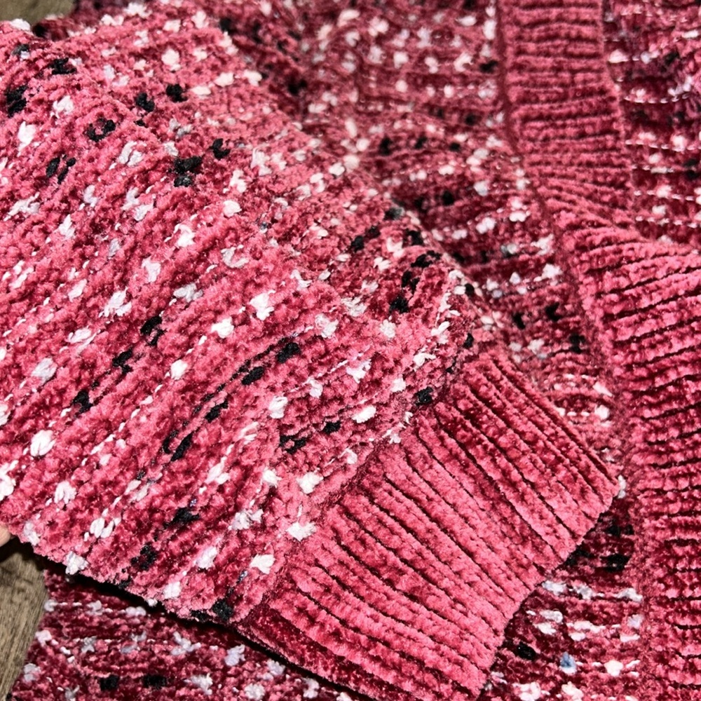 Maurice’s Cardigan - Picture 3 of 3